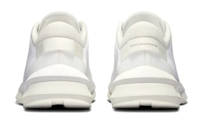 On Cloudzone 'Triple White'