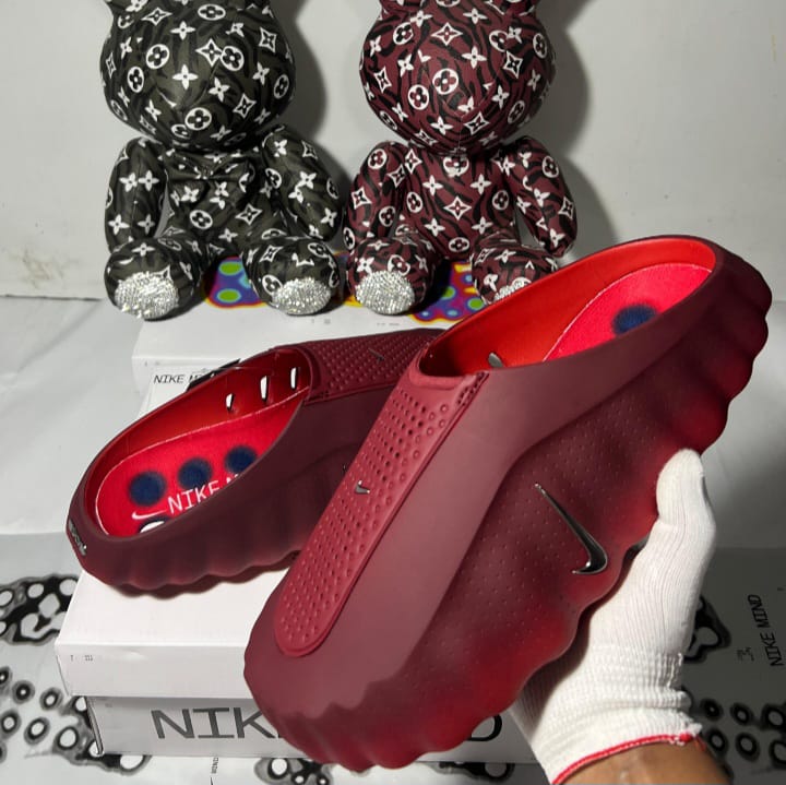 Nike Mind 001 mules in the Solar Red ❤️