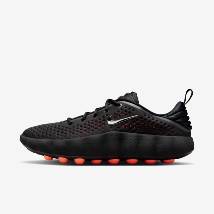 Nike Mind 002 sneaker in the Black/Hyper Crimson🖤🐞